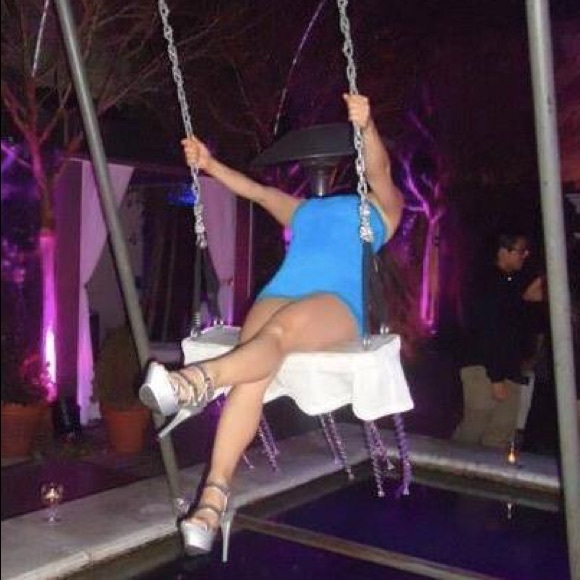 Meet your Posher, Joanie - Picture 5 of 8